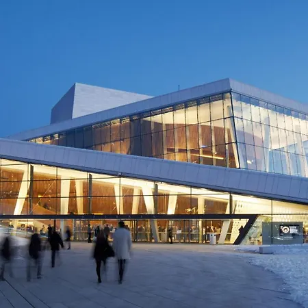 Moderne 2 Roms I Hjertet Av Oslo